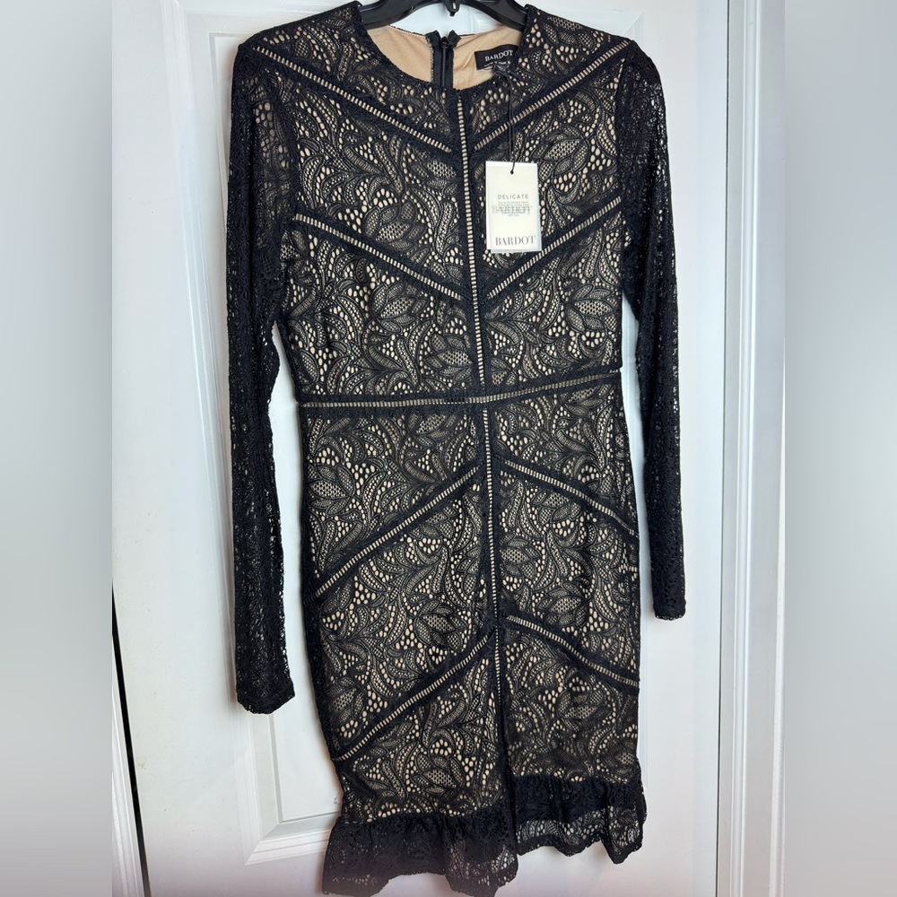 NWT Bardot Black Lace Dress